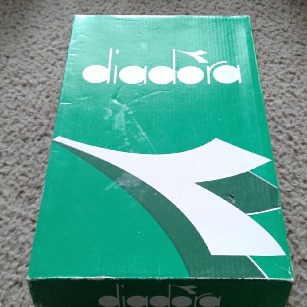Diadora shoes